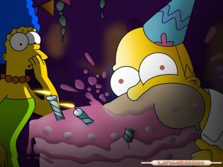 Homer Simpson devorando una tarta de cumpleaos