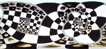 Foto abstracta de un tablero de ajedrez, el cual se ve distorsionado
