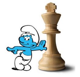 Click en la foto para ver a los pitufos ajedrecistas. Dibujo de un pitufo apoyado en un rey de ajedrez,